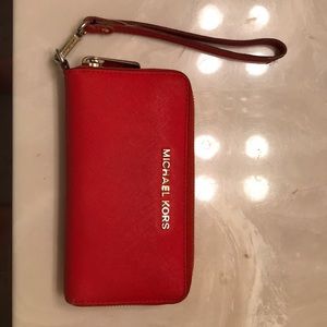 Michael kors wallet